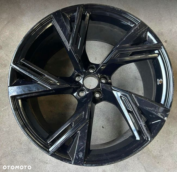 AUDI A6 A7 RS6 RS7 C8 1szt 10.5x22 ET19 4K0601025DH 867.