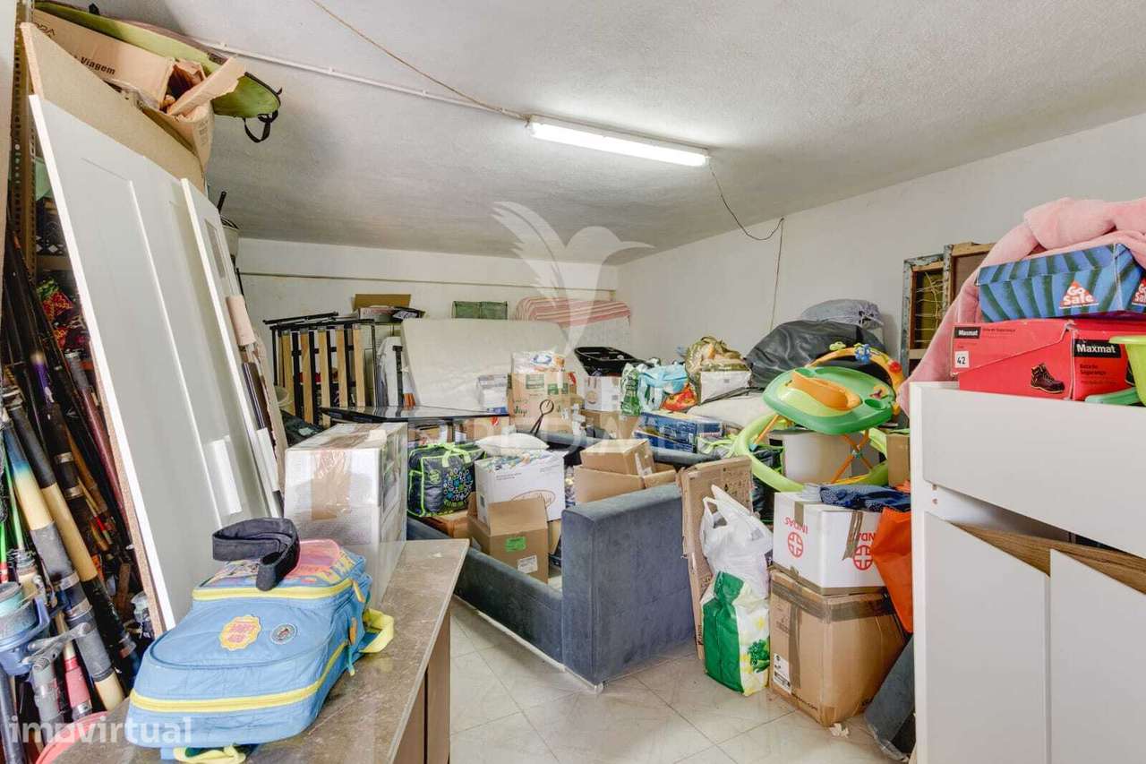 Garagem com 45 m² e 3 Lugares de Estacionamento - Grande imagem: 5/6