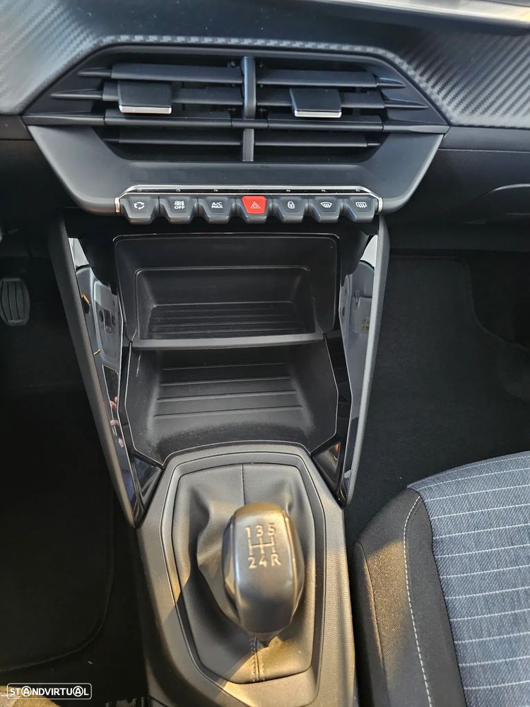 Peugeot 208 1.2 PureTech Active - 13