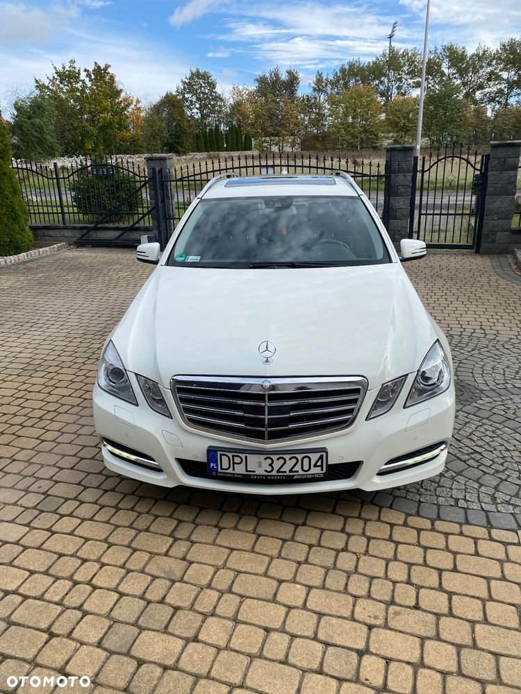 Mercedes-Benz Klasa E 250 CDI 4-Matic BlueEff Avantgarde - 2