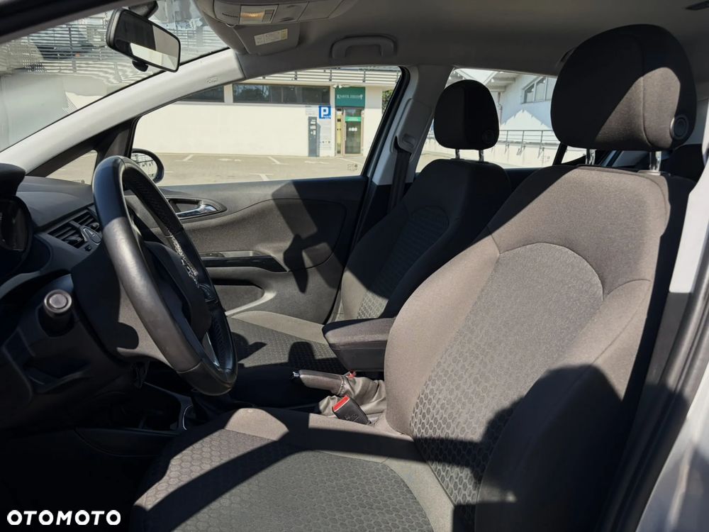 Opel Corsa 1.4 Enjoy - 9