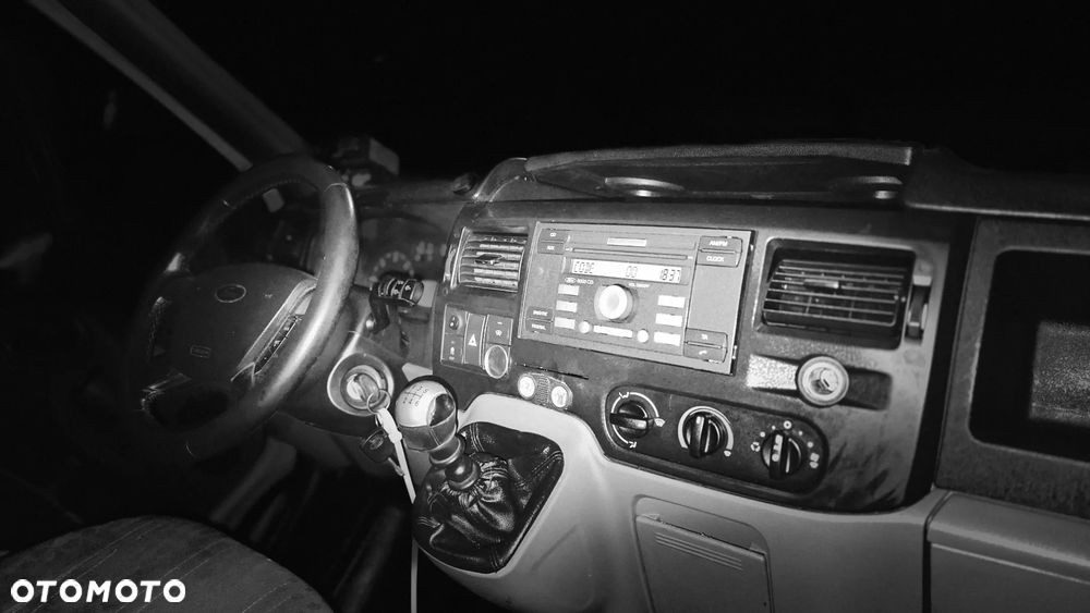 Ford Transit - 33