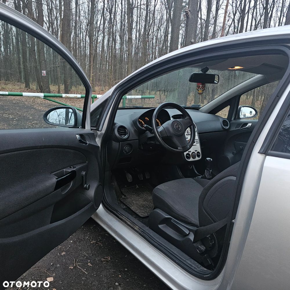 Opel Corsa 1.4 16V - 14