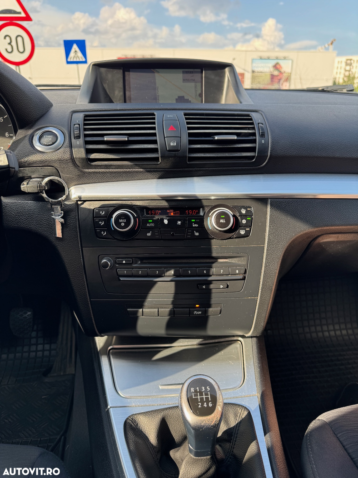 BMW Seria 1 116i - 16