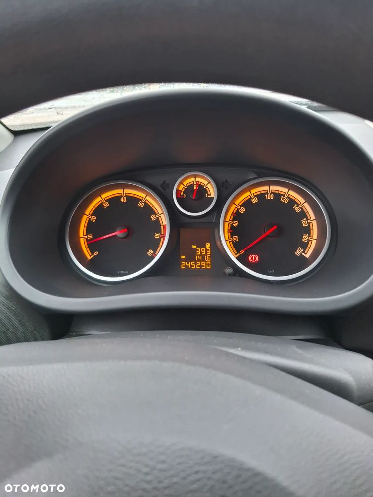 Opel Corsa 1.2 16V Essentia - 13