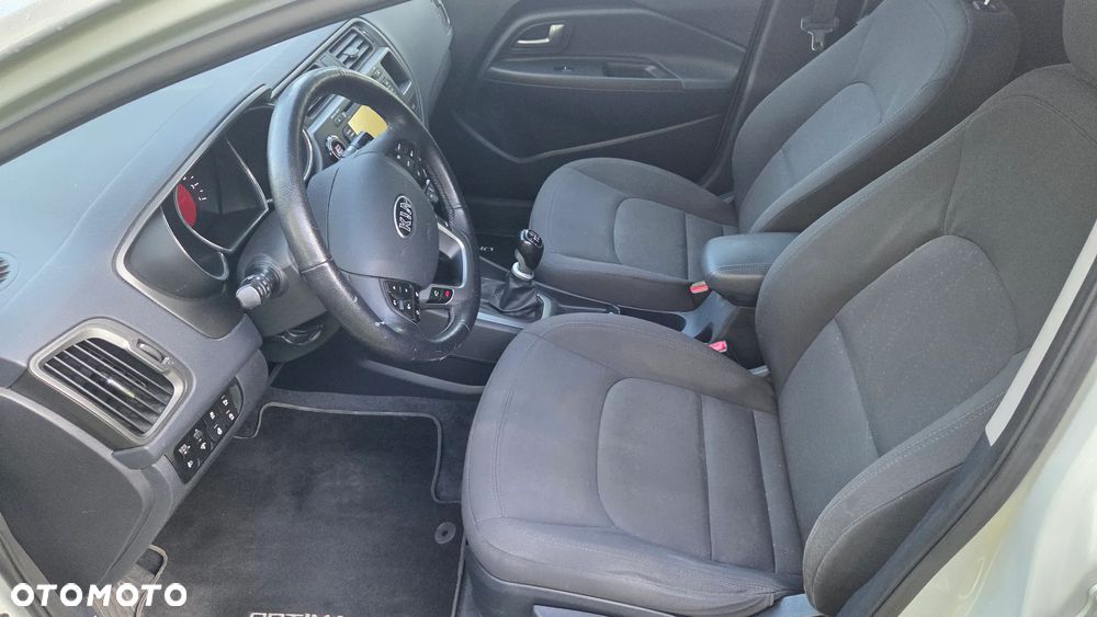 Kia Rio 1.4 Comfort - 7