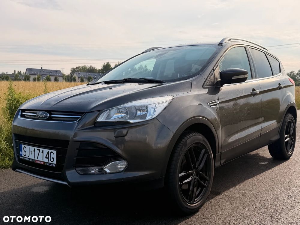 Ford Kuga 1.5 EcoBoost 2x4 Titanium - 15