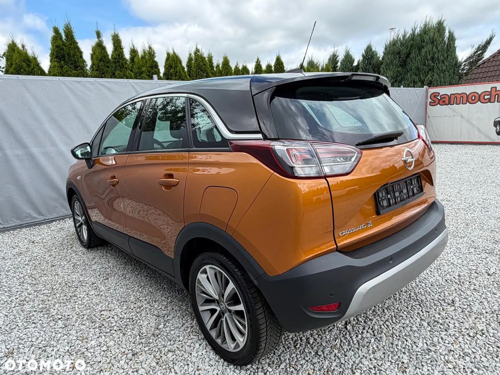 Opel Crossland X 1.2 T Design Line S&S - 10