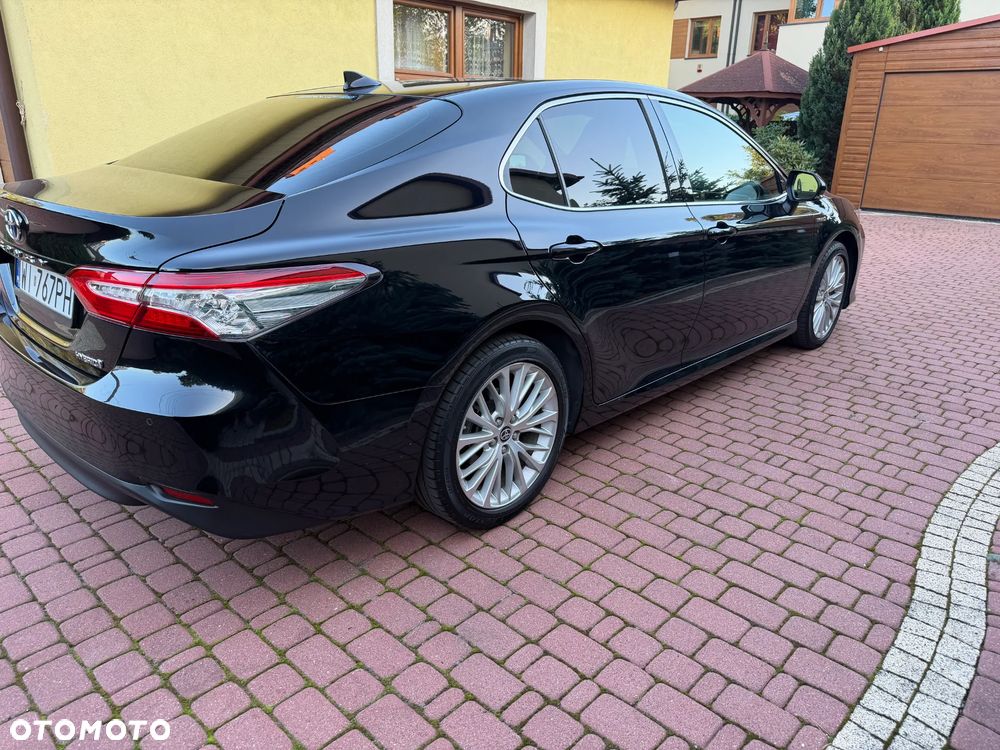 Toyota Camry 2.5 Hybrid Executive CVT - 4