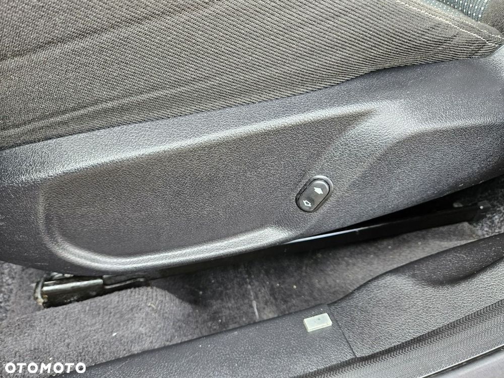 Ford Mondeo - 18