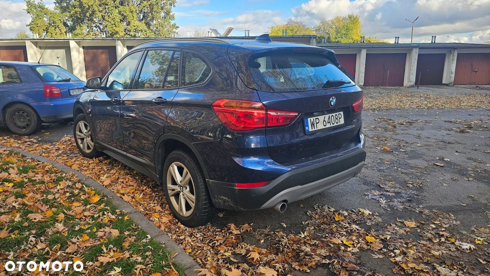 BMW X1 sDrive18d Sport Line - 30