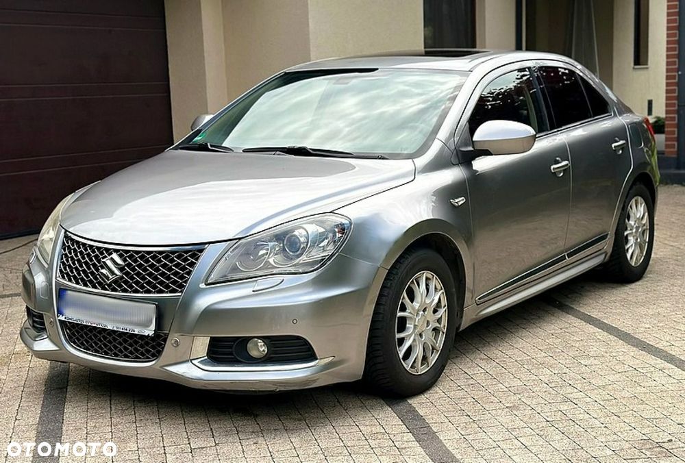 Suzuki Kizashi - 25