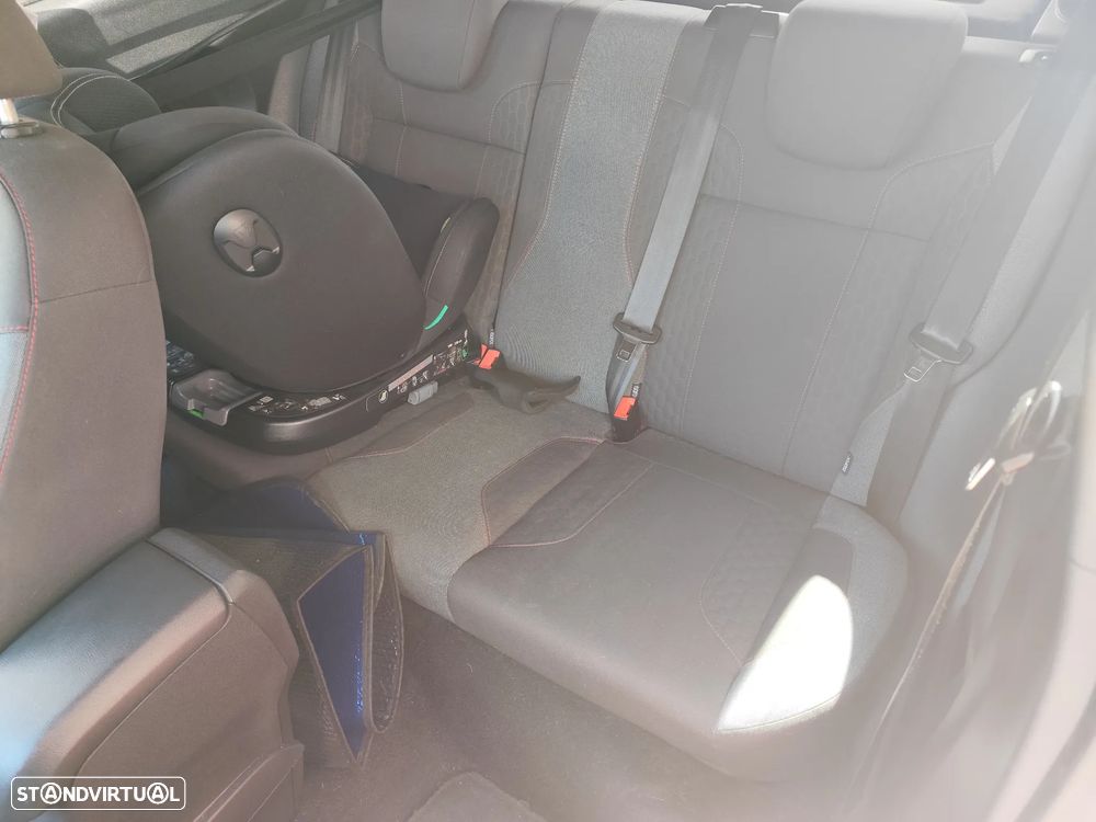Ford Fiesta 1.0 EcoBoost ST-Line - 8