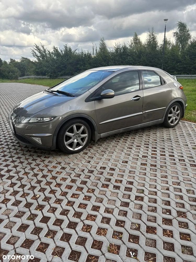 Honda Civic 1.8 Comfort - 13
