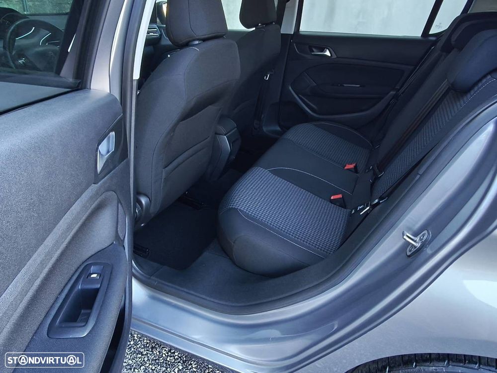 Peugeot 308 1.6 BlueHDi Style - 18