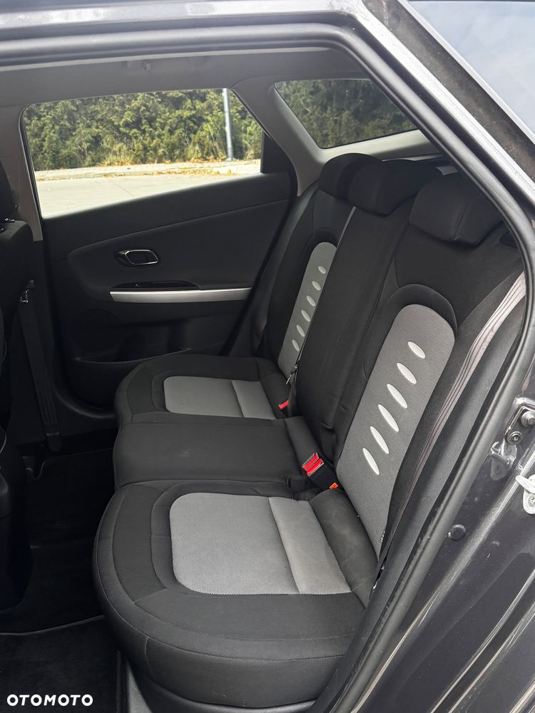 Kia Ceed 1.6 GDI L - 27