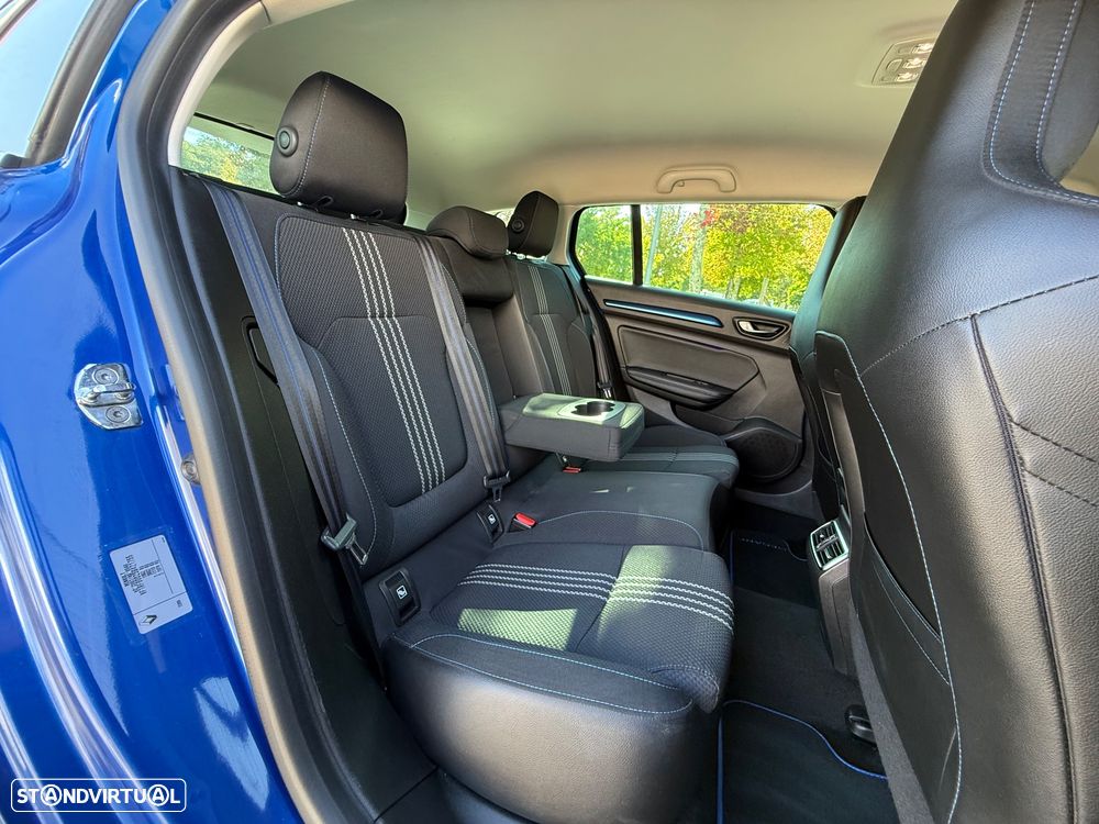 Renault Mégane Sport Tourer 1.6 dCi GT Line - 28