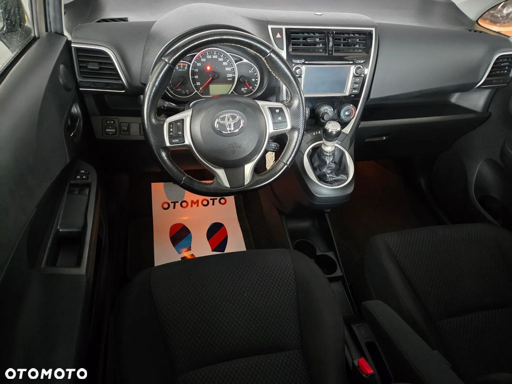 Toyota Verso S 1.33 VVT-i Comfort - 8