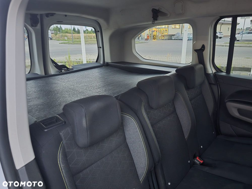 Peugeot Rifter 1.5 BlueHDI Active - 17