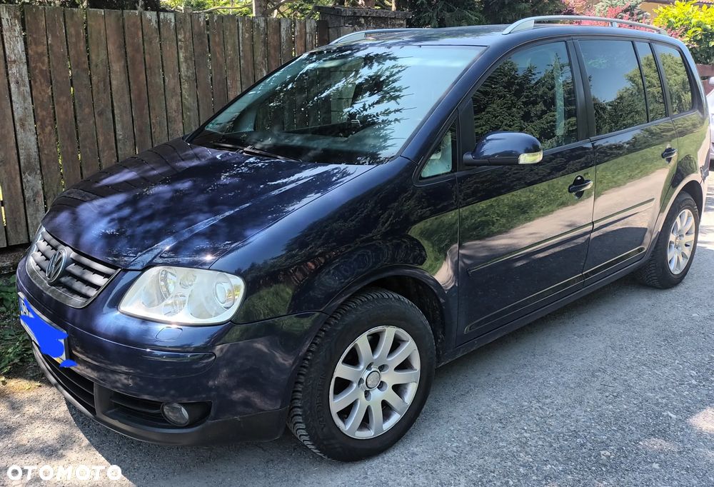 Volkswagen Touran 2.0 TDI Highline - 6