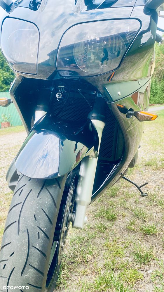 Yamaha FJR - 6