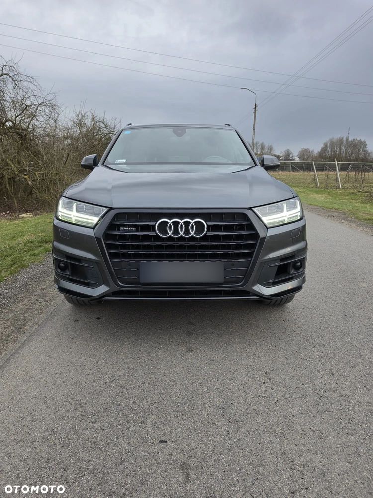 Audi Q7 - 8