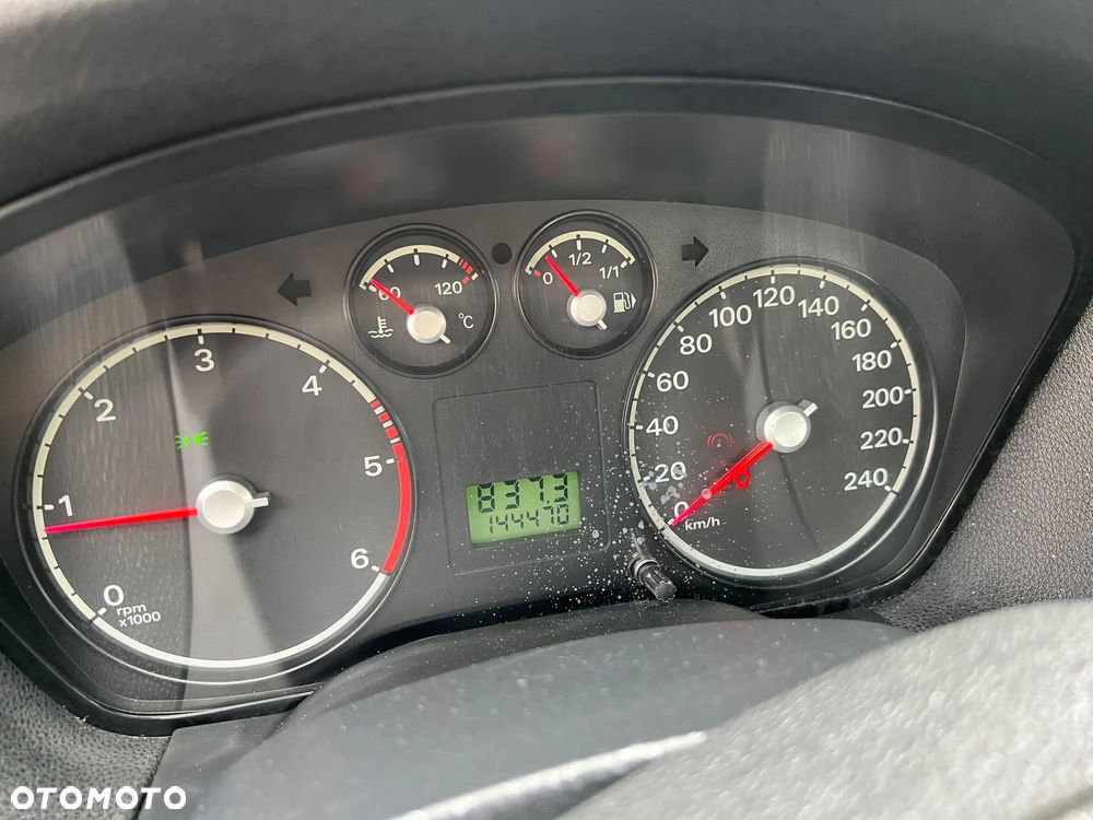 Ford Focus 1.8 TDCi Ambiente - 2