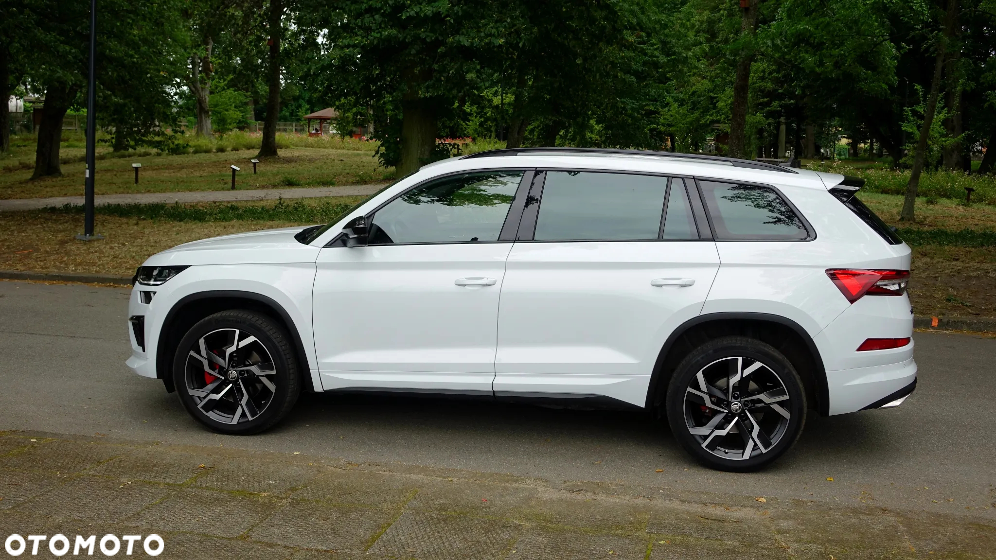 Skoda Kodiaq 2.0 TSI 4x4 RS DSG 7os - 28