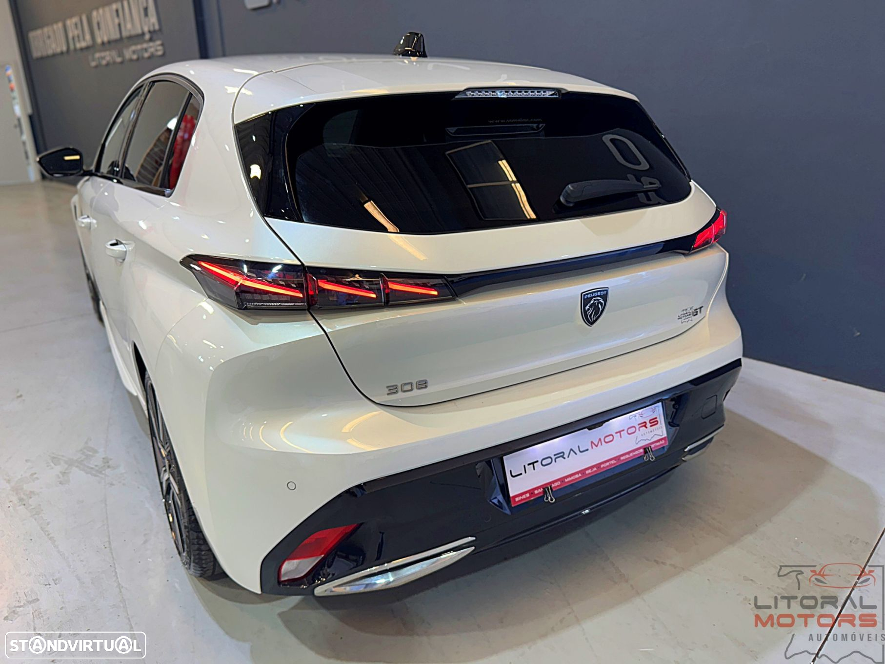 Peugeot 308 1.2 PureTech GT EAT8 - 9