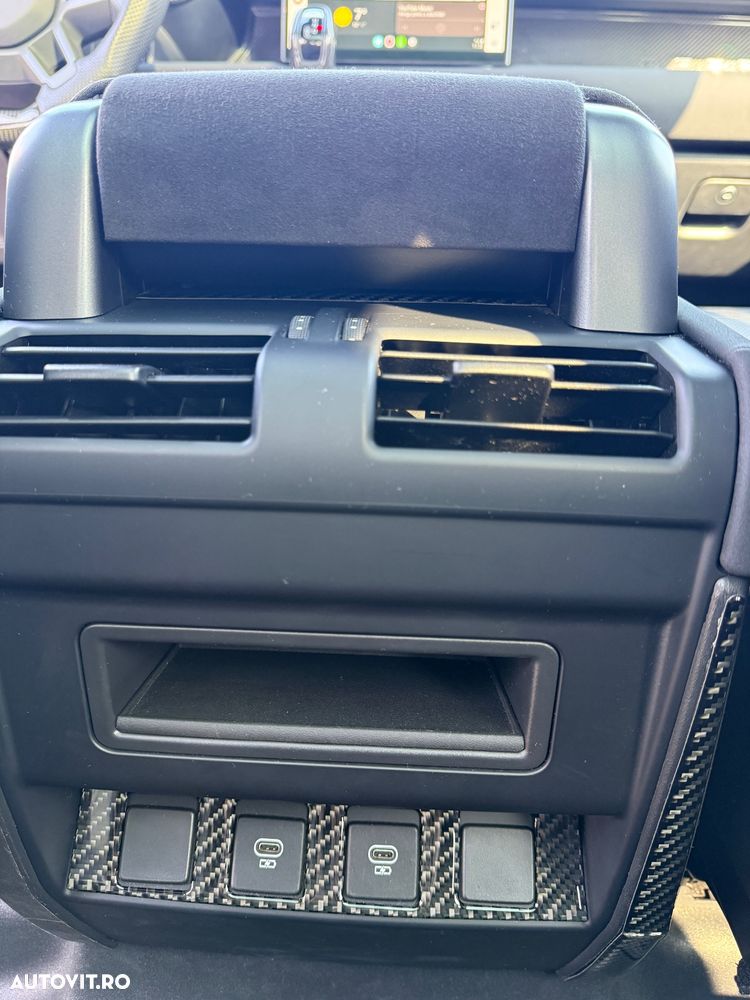 Land Rover Defender 110 3.0D 250 MHEV Hard Top X-Dynamic SE - 28