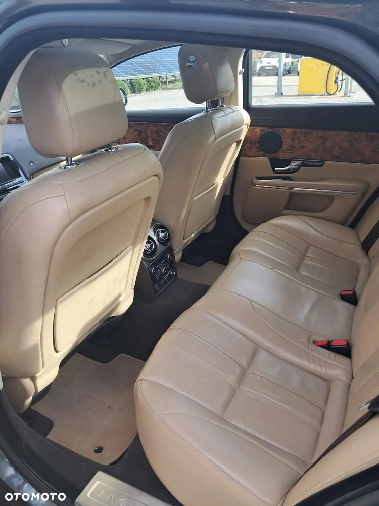 Jaguar XJ 3.0 V6 Kompressor AWD Premium Luxury - 17