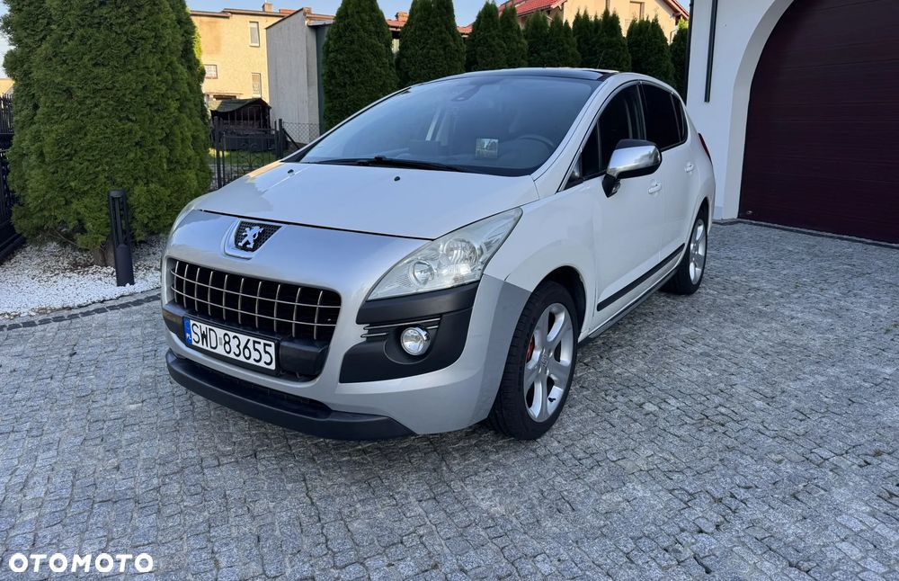 Peugeot 3008 HDi 115 Allure - 2