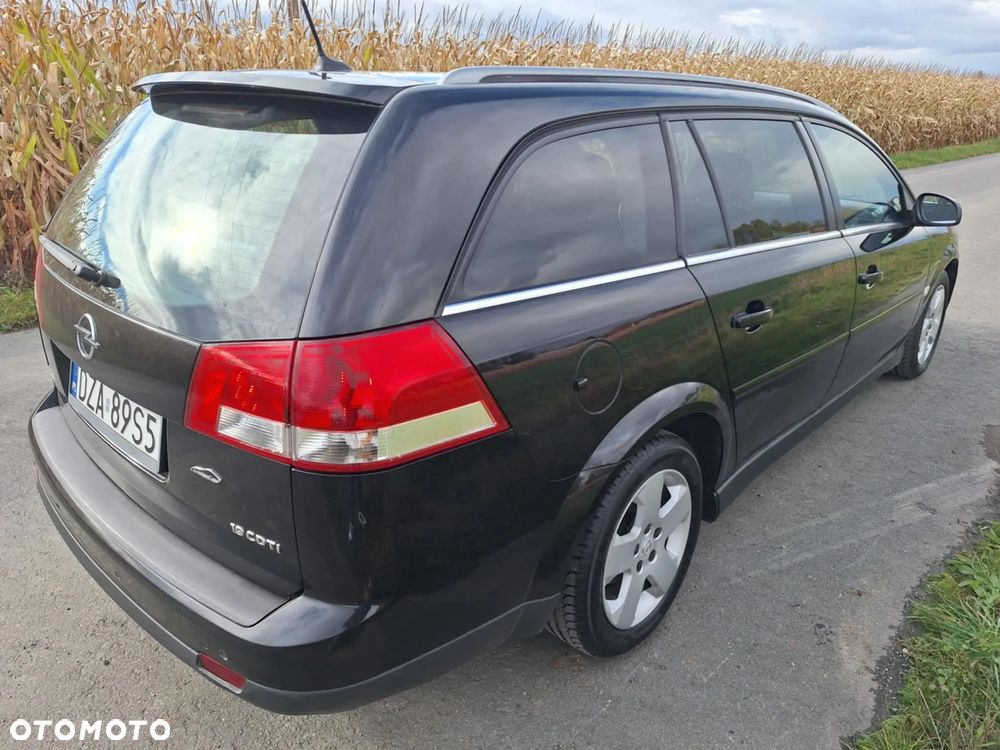 Opel Vectra 1.9 CDTI Cosmo - 9