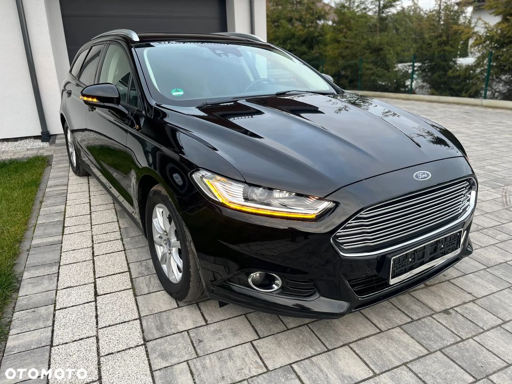 Ford Mondeo Turnier 2.0 TDCi Start-Stopp PowerShift-Aut Titanium - 28