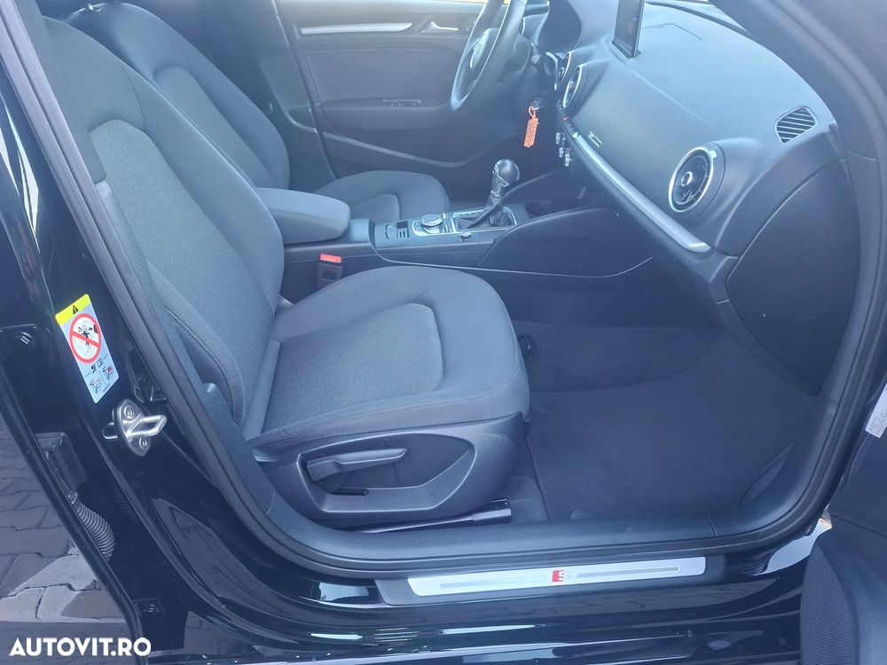 Audi A3 2.0 TDI S tronic Sport - 13