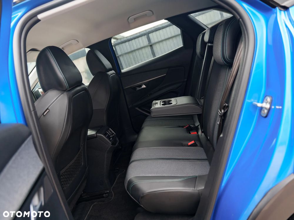 Peugeot 3008 BlueHDi 130 Stop & Start EAT8 Allure - 16