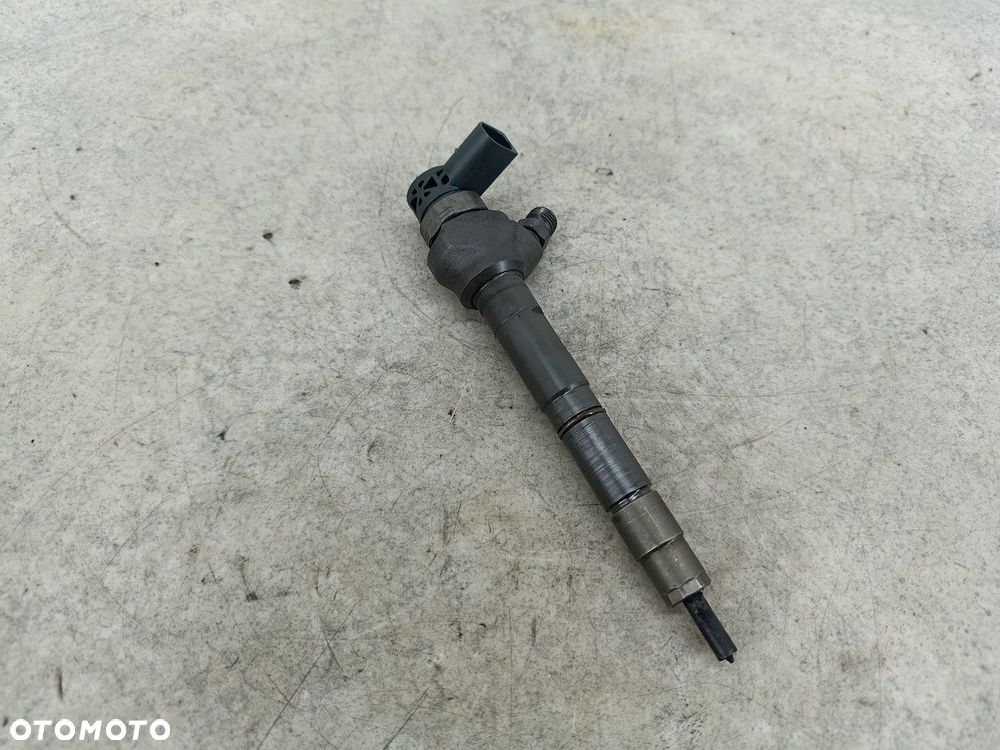 WTRYSKIWACZ VW PASSAT B7 03L130855CX 0986435167  BOSCH 2.0 TDI - 10