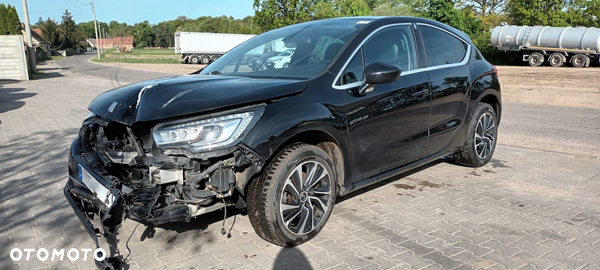 DS Automobiles DS 4
