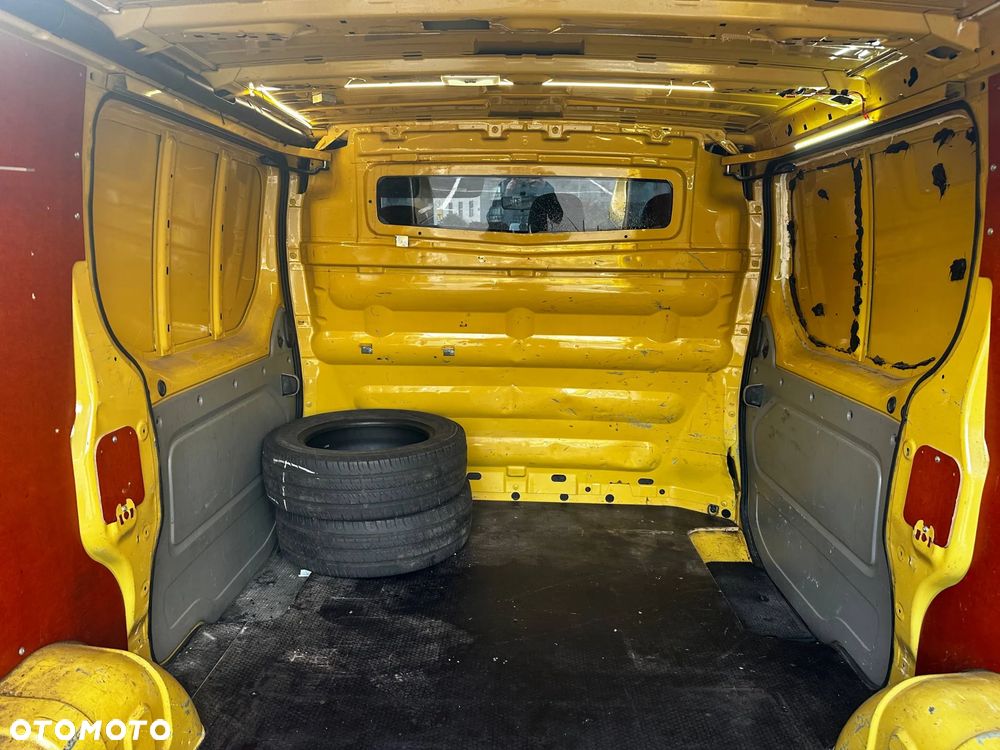 Renault Trafic - 13