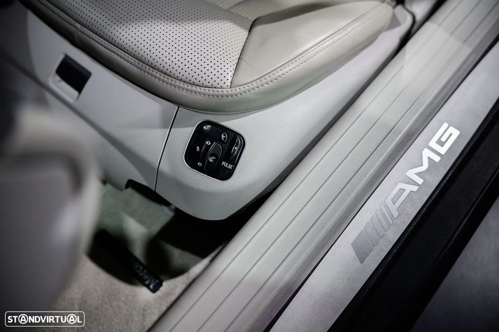 Mercedes-Benz SL 55 AMG - 29