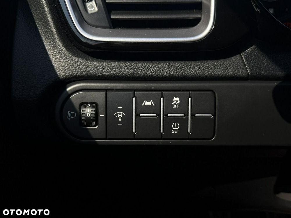 Kia ProCeed 1.5 T-GDI GT Line - 31