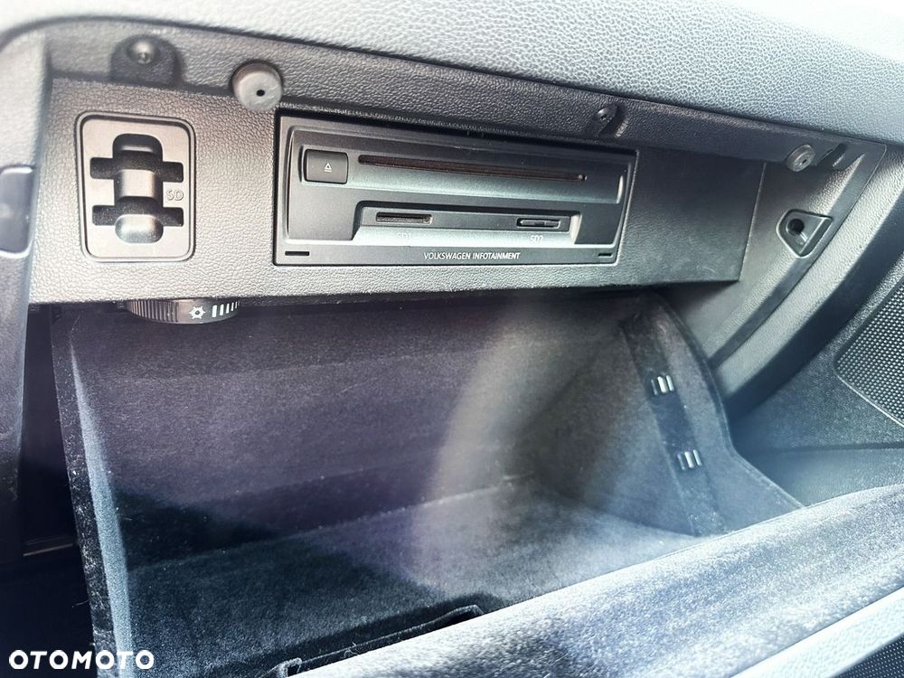 Volkswagen Passat Variant 2.0 TDI (BlueMotion Technology) Comfortline - 30