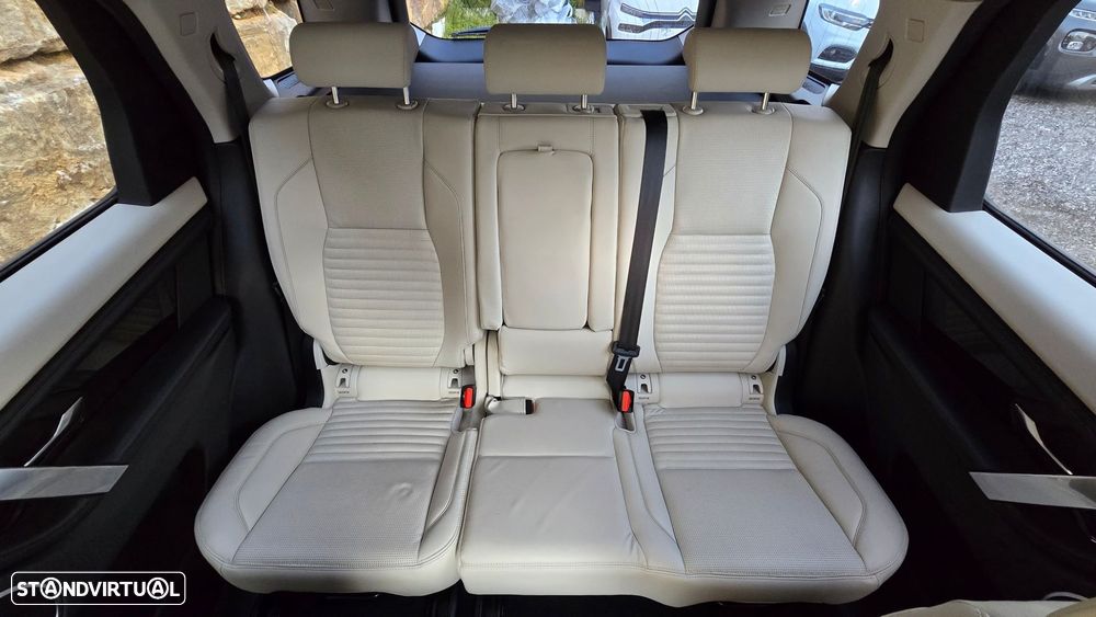 Land Rover Discovery Sport - 57