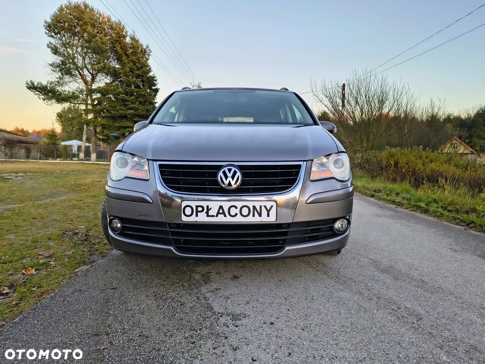Volkswagen Touran - 2