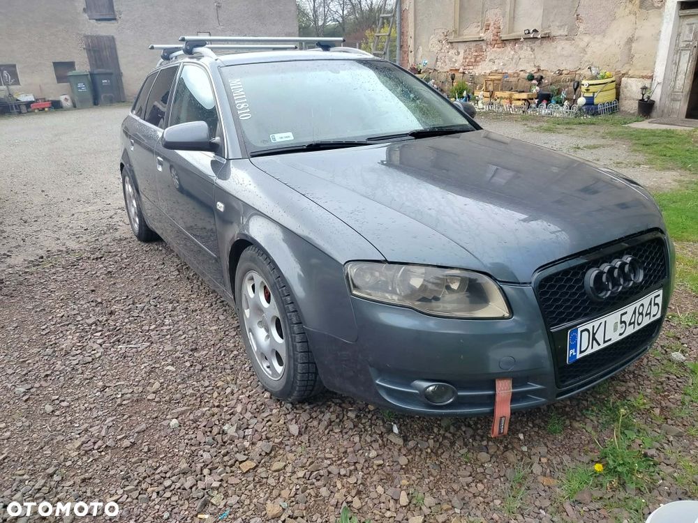 Audi A4 Avant - 1