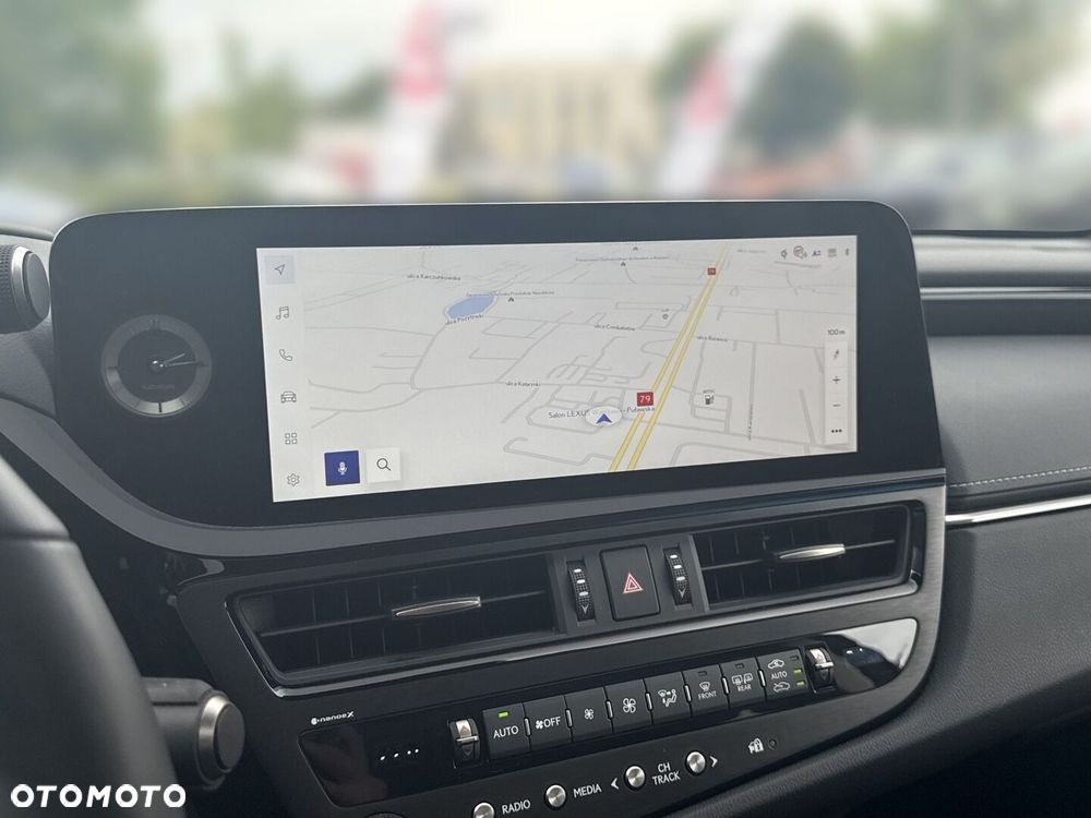 Lexus ES 300h Business Edition - 15