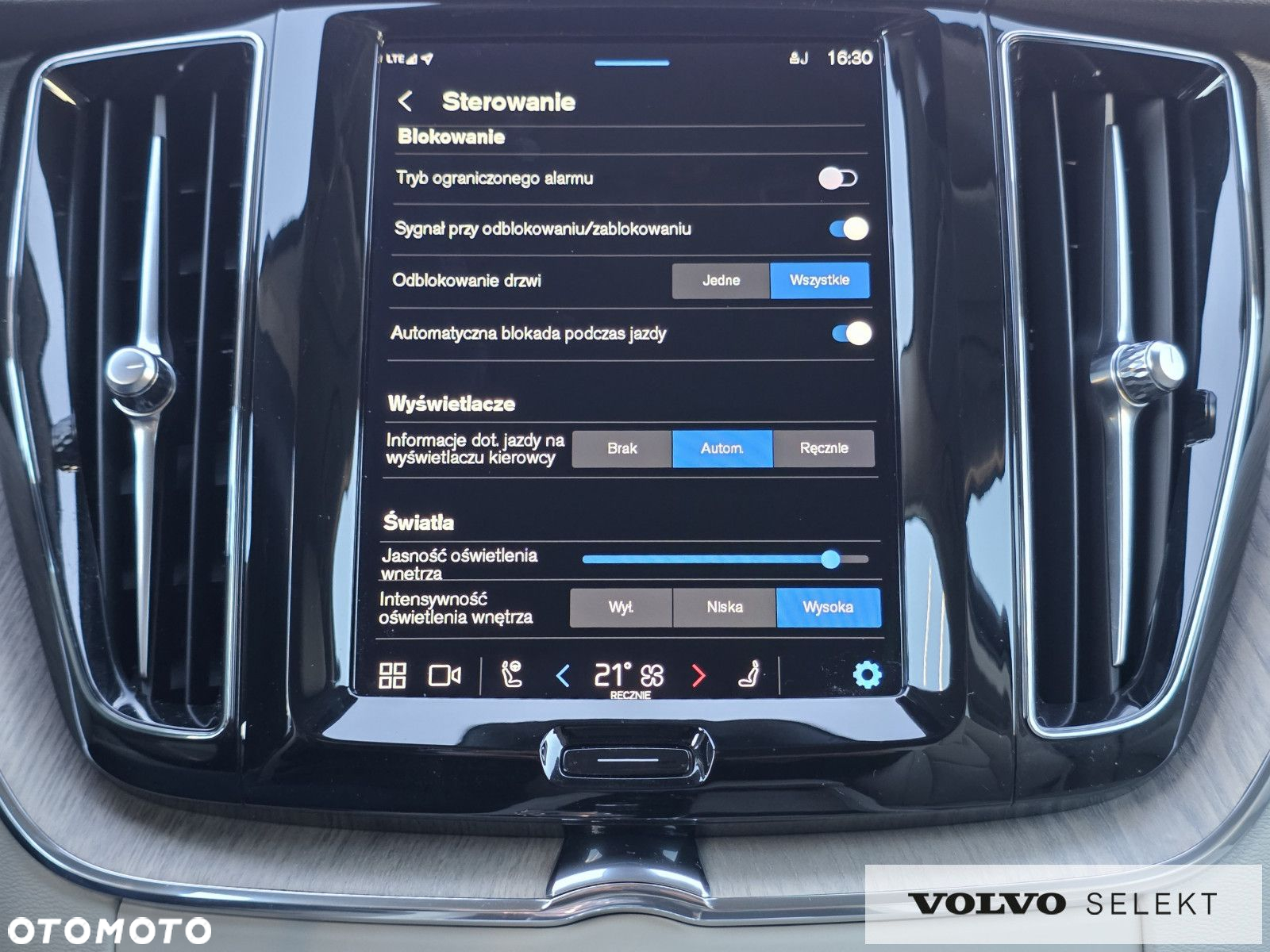Volvo XC 60 - 25