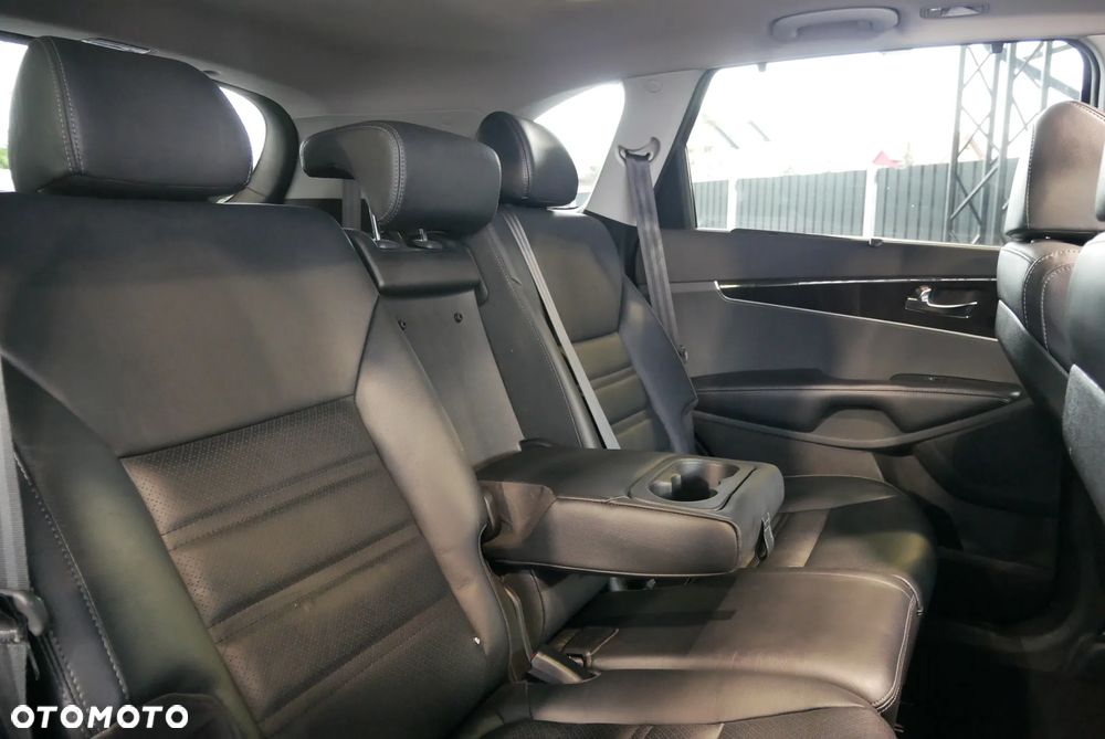 Kia Sorento - 15