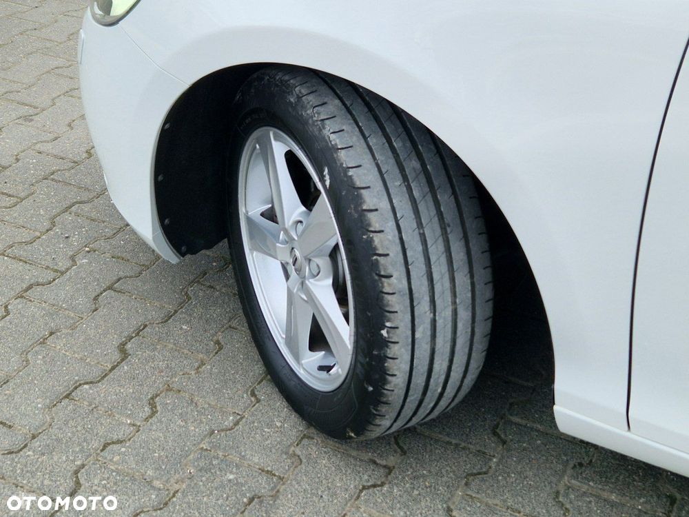 Volvo V40 D2 Drive-E Kinetic - 14