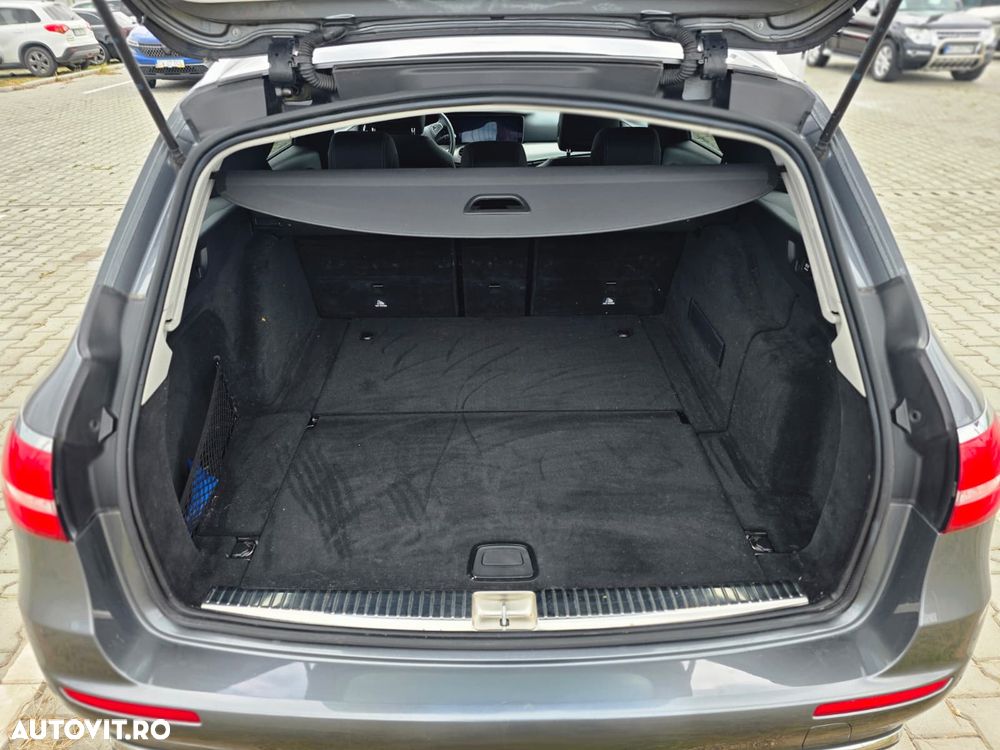 Mercedes-Benz E 220 d 9G-TRONIC Exclusive - 21